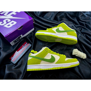 [ Pre - Order ] SB Dunk low " Sour Apple "  Size 36 - 47.5 [ T1 Batch ]