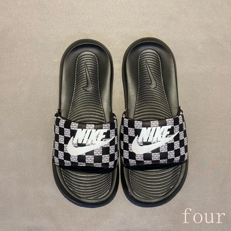 มีรองเท้าแตะ Nike ของแท้สําหรับผู้ชายและผู้หญิงให้เลือกมากมาย