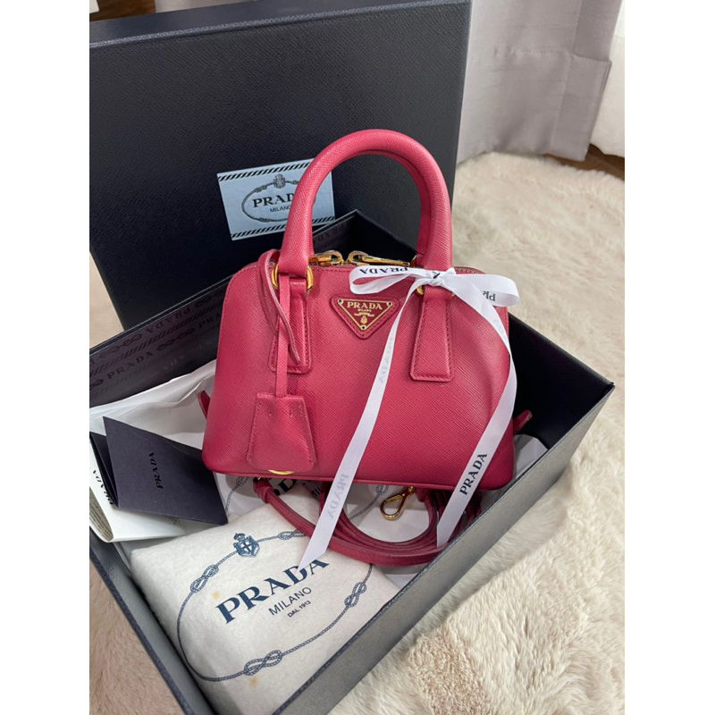 Used prada Alma mini  (สี ขมพู Peonia)