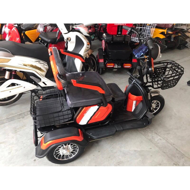 พลาสติกพักเท้าข้างขวาสามล้อไฟฟ้า หนึ่งข้างright side รูปที่ 3