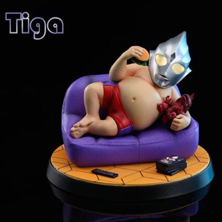 อุลตร้าแมน Fat Ultraman TIGA สายพักผ่อนยาวๆ นอนดู DVD กินโดนัท กอดไคจู สุขไปมั้ย? PVC Figure 14 cm