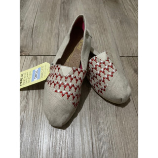 รองเท้าTOMS ผู้หญิง มือ1
