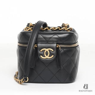 CHANEL VANITY 5.5" BLACK LAMB GHW