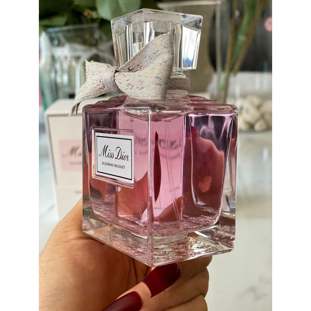 Miss Dior Blooming Bouquet 2023 ▪️100ml ▪️NOBOX ▪️ราคาพิเศษ1900฿- ▪️ส่งฟรีMiss Dior Blooming Bouquet