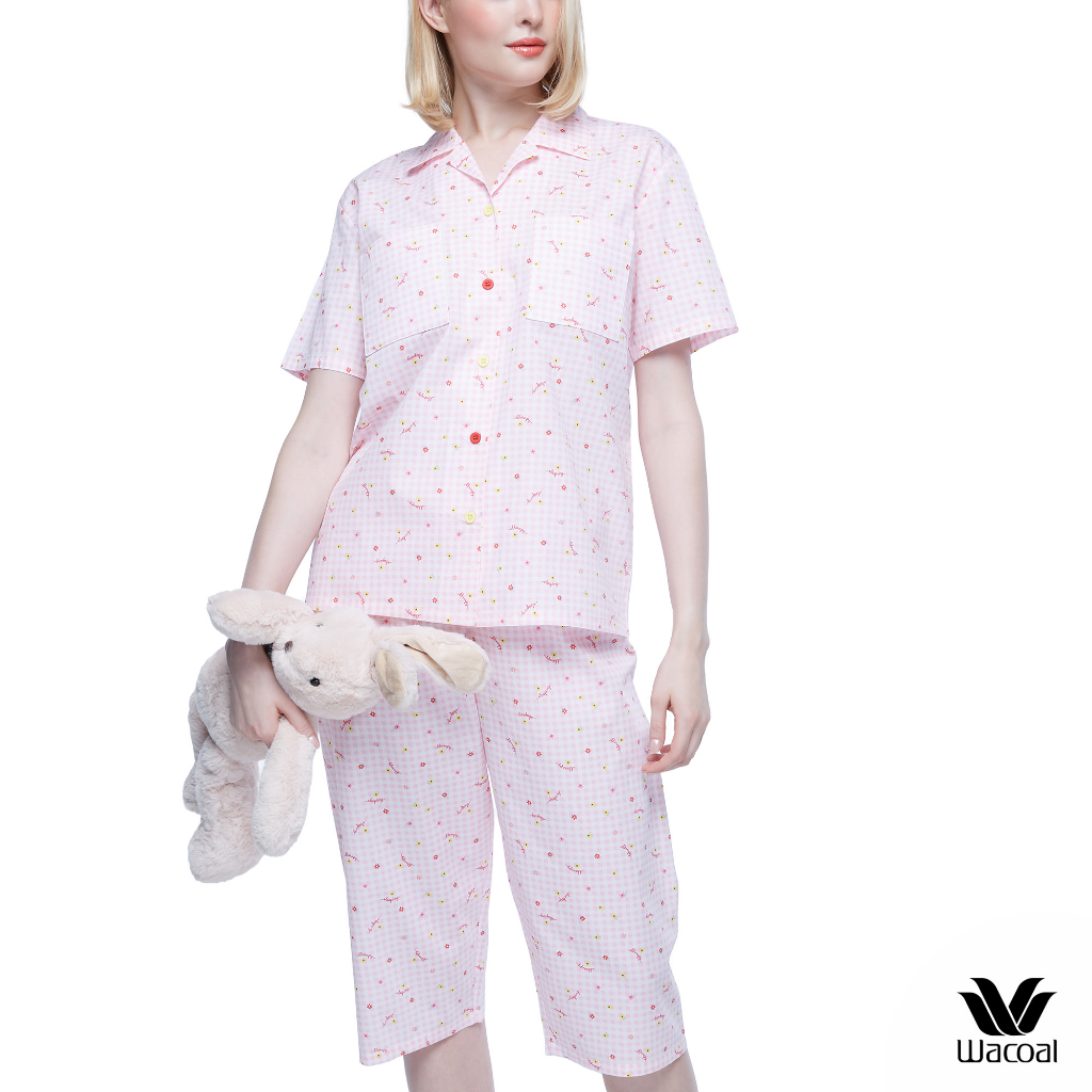 Wacoal Sleepwear ชุดนอนกันโป๊วาโก้ เสื้อคอฮาวาย แขนสั้น/กางเกงขาสามส่วน รุ่น WN9E02 สีชมพู (PI)
