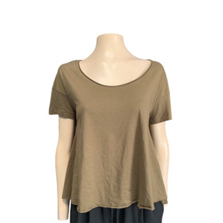 Zara เสื้อยืดคอกลม แขนสั้น สีเขียวขี้ม้า เสื้อผู้หญิง