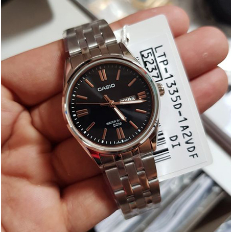 นาฬิกา Casio รุ่น LTP-1335D-1A2 นาฬิกาผู้หญิงสายแสตนเลส กันน้ำ 50 เมตร - มั่นใจ ของแท้ 100% ประกันศูนย์ CMG 1 ปี