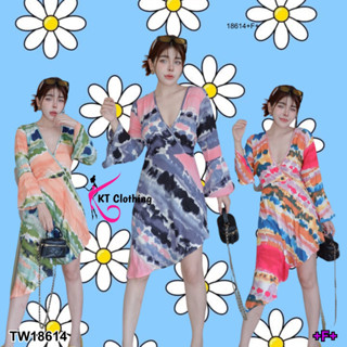 👗Pfashion [ส่งไวมาก🚛] P18614 เดรสคอวีระบายเฉียงหางปลาพิมลาย