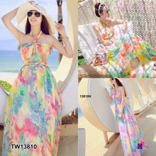 TW13810Maxi Dress แม็กซี่เดรสสายคล้องคอ อกเสริมฟองน้ำ ผ้าไหมอย่างดี พิมพ์ลายดอกไม้กราฟฟิกสวยๆ สม็อคยางยืดหลัง