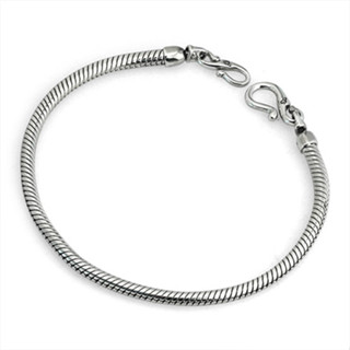 OHM Beads สร้อยข้อมือ OHM Plain Bracelet - Silver 925 Charm เครื่องประดับ บีด เงิน เแก้ว จี้ สร้อย กำไล