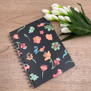 สมุดบันทึก SPIRAL NOTEBOOK WITH DREAMY LAND FLORAL PRINT (COACH C9698) สีดำ ลายดอกไม้ 6 นิ้ว