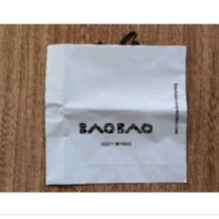 ถุง BAO_ BAO ใบใหญ่  ถุงกระดาษ ถุง Shop แบรนด์ต่างๆ