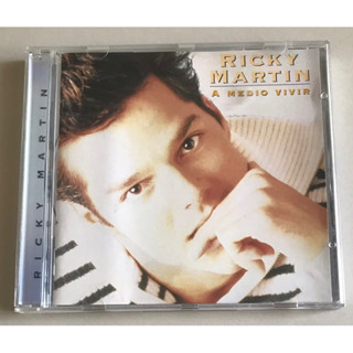 ซีดีเพลง ของแท้ ลิขสิทธิ์ มือ 2 สภาพดี...ราคา 279 บาท “Ricky Martin” อัลบั้ม "A Medio Vivir” *แผ่นMade In Austria*