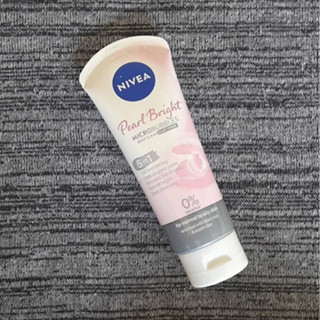 นีเวีย เพิร์ล ไบร์ท 5อิน1 มอยส์เจอร์ ฟิลเลอร์ เคลย์ โฟม Nivea Pearl Bright Micro Bubbles Deep Clean Clay Foam 100g