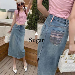 Sugar 🌈พร้อมส่ง🌈กระโปรงยีนส์ กระโปรงยาว ผ่าหลัง ดีเทลกระเป๋าหลังน่ารัก(9012)