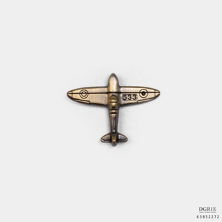 Pensive Gold Plane Brooch – เข็มกลัดเครื่องบินสีทองหม่น