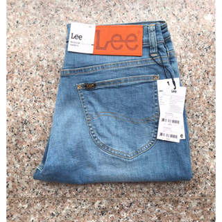 LEE Regular Shorts  กางเกงยีนส์ขาสั้นผู้ชาย ผ้ายืด เป้าซิป สียีนส์ฟอก ใส่สบาย ของแท้จากSHOP