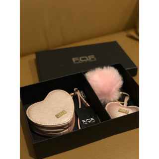 กระเป๋า F.O.F ทรงหัวใจ ใส่เหรียญ พกพาง่าย