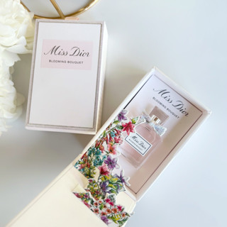 New !! Dior Miss Dior Blooming Bouquet EDT Mini : Valentine Collection  น้ำหอม 5ml กล่อง  pop up