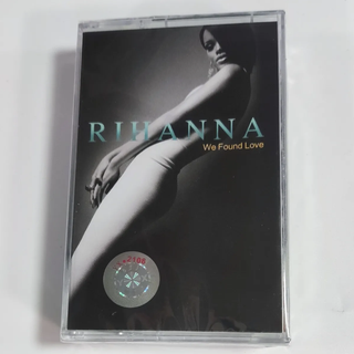 เทปคาสเซ็ต Rihanna（We Found Love）อัลบั้ม Golden Song Selection แบรนด์ใหม่ยังไม่ได้รื้อ