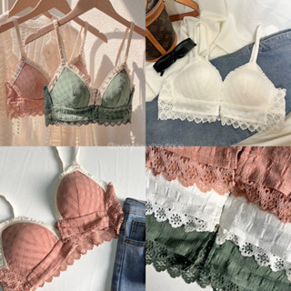 Lilly crop bra 🌼 (320฿ฟรีส่ง) เสื้อครอปบราลูกไม้