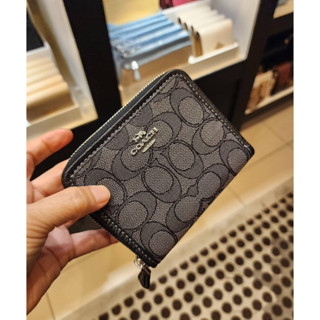 พร้อมส่ง แท้ 🇺🇸💯% New Coach กระเป๋าสตางค์ ใบสั้น SMALL ZIP AROUND WALLET IN SIGNATURE JACQUARD (COACH CH389) SILVER/BLAC