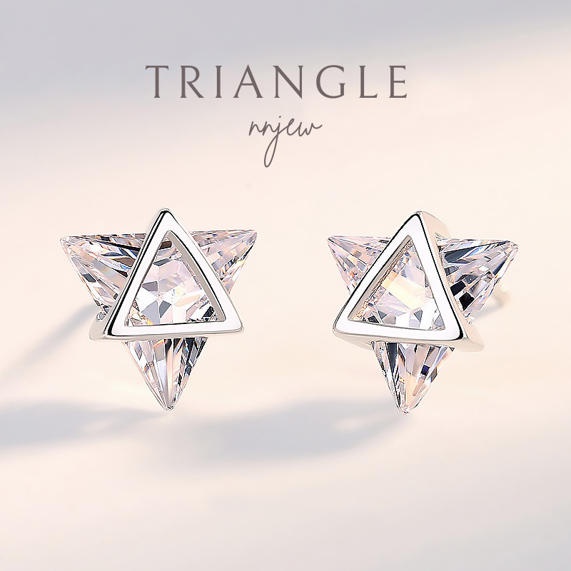 nnjew ต่างหู รุ่น พีระมิด Triangle pyramid ต่างหูแฟชั่น ผู้หญิง