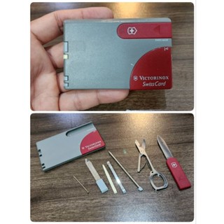 Victorinox SwissCard รุ่นแรก งานเก่า ขนาดเท่านามบัตร ของแท้  8in1 เหมาะสำหรับเก็บสะสมเป็นของเก่าวินเทจ พิจารณาภาพและVDO