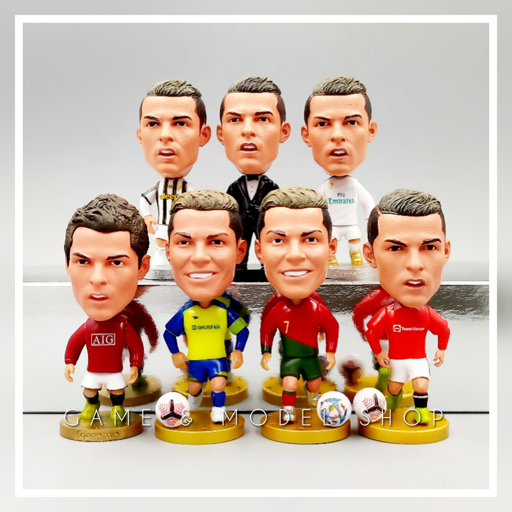 Sports Collectibles 65 บาท ***สินค้าพร้อมส่ง***โมเดลนักฟุตบอล คริสเตียโน โรนัลโด้ Cristiano Ronaldo สูง 6.5 ซม. ตุ๊กตานักบอล นักเตะ โมเดลนักเตะ Hobbies & Collections