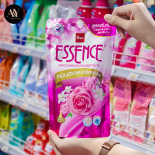 น้ำยาซักผ้า ESSENCE สูตรเข้มข้น สีชมพู 650มล.