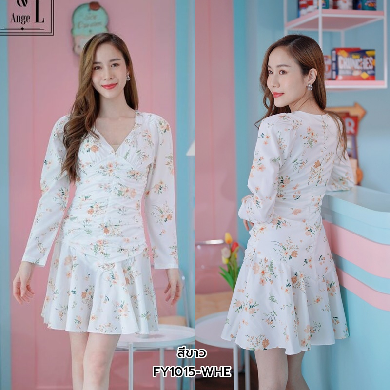 (S-XL) ชุดเดรสสั้นคอเหลี่ยมลายดอกไม้ สีขาว IFY1015