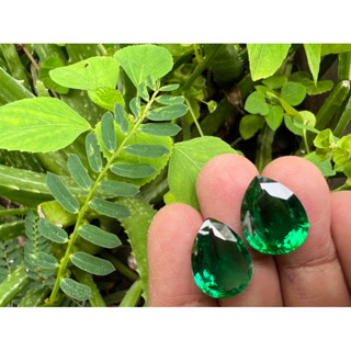 Lab emerald zambia color ovall shape hardness 7 mohs scale