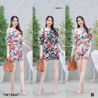 J18647 set 2 ชิ้น เสื้อระบายเฉียงลายดอกไม้ + กางเกงขาสั้น Set of 2 pieces. Floral oblique ruffled shirt + shorts.