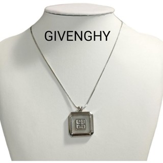 สร้อยคอGivenchy 🎉มือสอง ของแท้ 💯%
สร้อยความยาว 16นิ้ว
Sale 2900 🔖