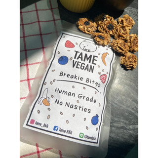 Tame Vegan BKK ขนมข้าวโอ๊ต Breakie bites 50g สตอเบอร์รี่ บลูเบอร์รี่ กล้วย ขนมหมา ขนมแมว ขนมสัตว์