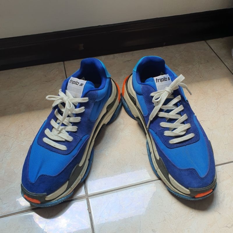 รองเท้า balenciaga ผู้ชาย APE 779001 size 44 US10 UK91/2⚠️สินค้ามือสอง⚠️รบกวนอ่านก่อนนะคะ🙏🙏