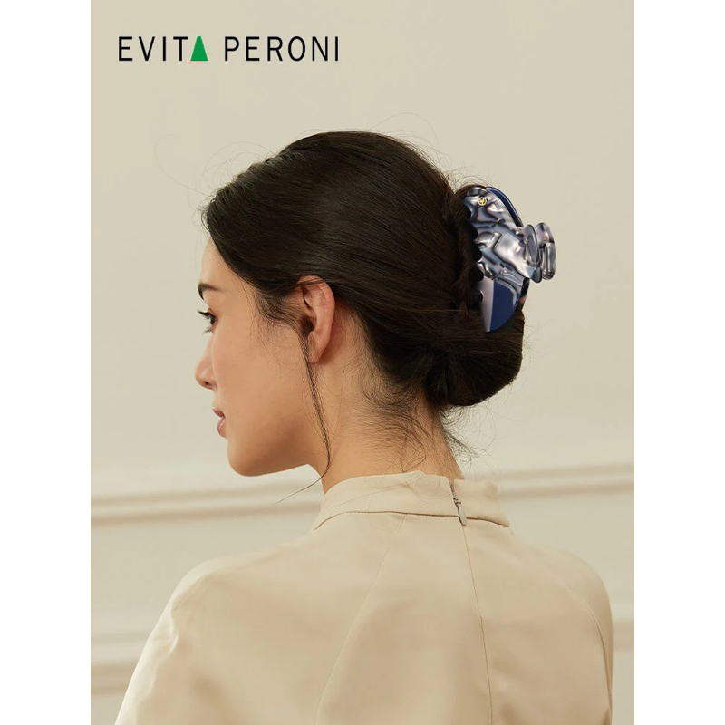 EVITA PERONI ของแท้ ร้านคนไทย Filmy Large Hair Claw