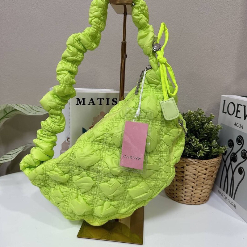 กระเป๋าแฟชั่น ทรง Cozy