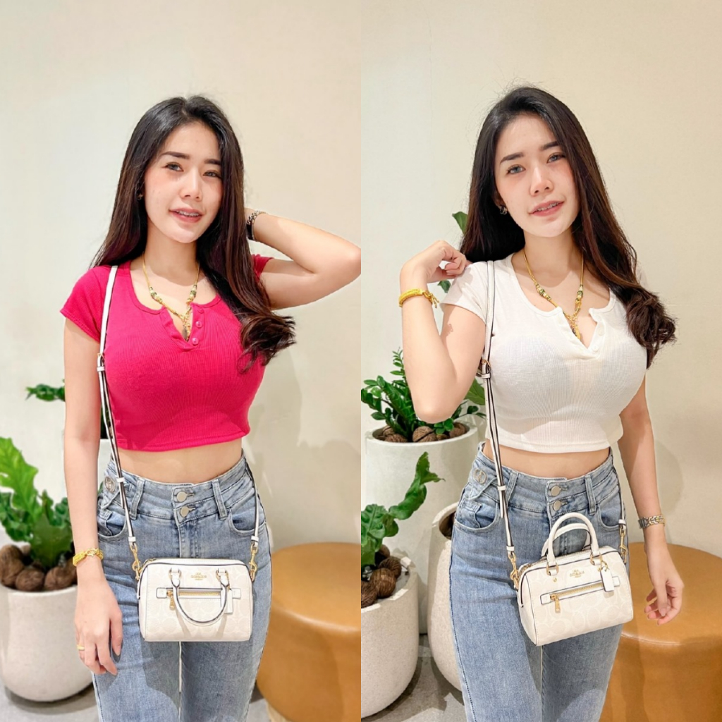 SpinnyHouse เสื้อครอป คอเว้า สินค้าขายจริง ตรงปก ผ้าร่องงานสวย งาน ผ้าดีมาก ผ้าแน่นใส่สบาย เสื้อgg
