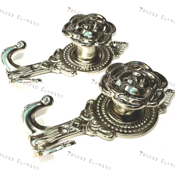 ตะขอ พร้อมพุก+สกรู ร