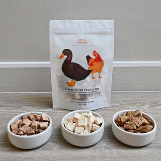 PET’s PANTRY Freeze-Dried Poultry Mix ขนมฟรีซดราย ขนมแมว ขนมหมา