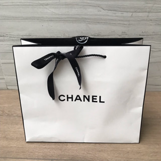 ถุงกระดาษ ถุง พร้อม ริบบิ้น แบรนด์ CHANEL ของแท้ แน่นอน ใบใหญ่