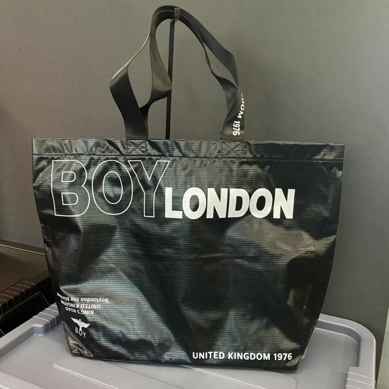‼️พร้อมส่ง กระเป๋าสะพายข้าง Boy London ใบใหญ่จุของเยอะ
