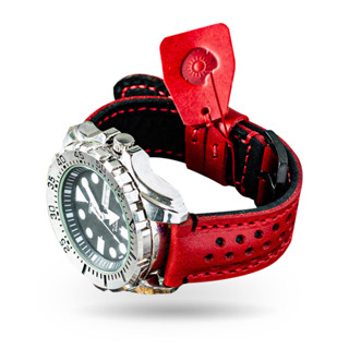 สายนาฬิกาหนังแท้แฮนด์เมด HARAL-2COLORS (นาฬิกาไม่รวมในรายการขาย)Red/black handmade leather watch cuff