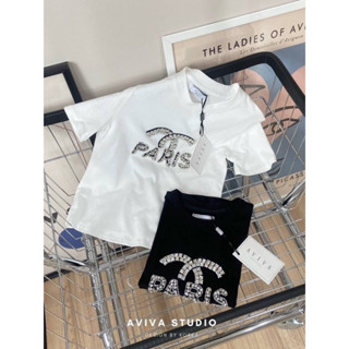 AVIVA STUDIO 🖤🤍 เสื้อยืดตัวเล็กเเต่งเพชร ลาย CC PARIS