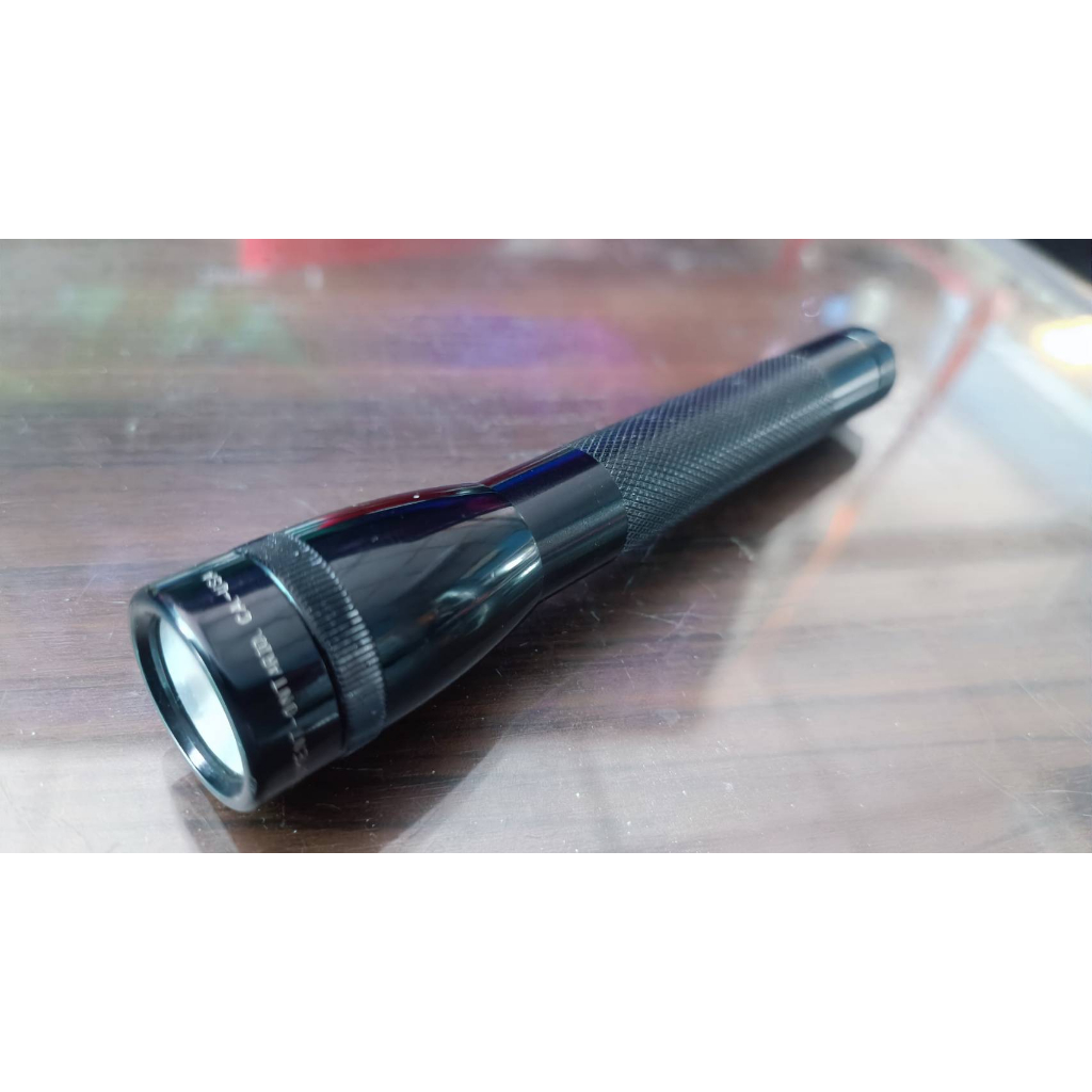 ไฟฉาย Mini Maglite มือสอง พร้อมหลอดสำรอง