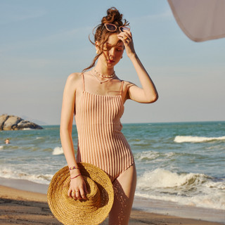 lookbookbeachclub capri one piece