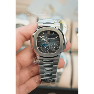 Patek Philieppe Nautilus PP5712A 40 mm. Automatic Power reserev ใช้ได้ครับ