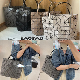 BAOBAO ROCK MATTE baobao issey Miyake แท้ กระเป๋าสะพายข้างใบใหญ่ ถุงสิริ