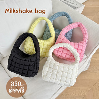 กระเป๋าสะพายข้างนุ่มนิ่มสีพาสเทล มีฐานรองก้น คล้องแขนได้ Milkshake Bag